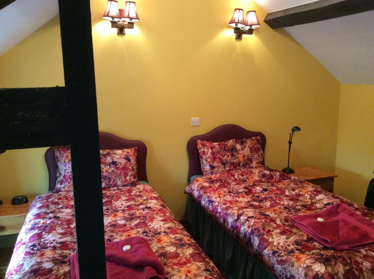 The Old Forge B&B Knockin Ngoại thất bức ảnh